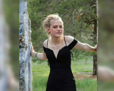 The body of Kiely Rodni found by divers in an overturned car
