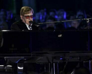 The great Pianist Elton John is set to perform at the White House.